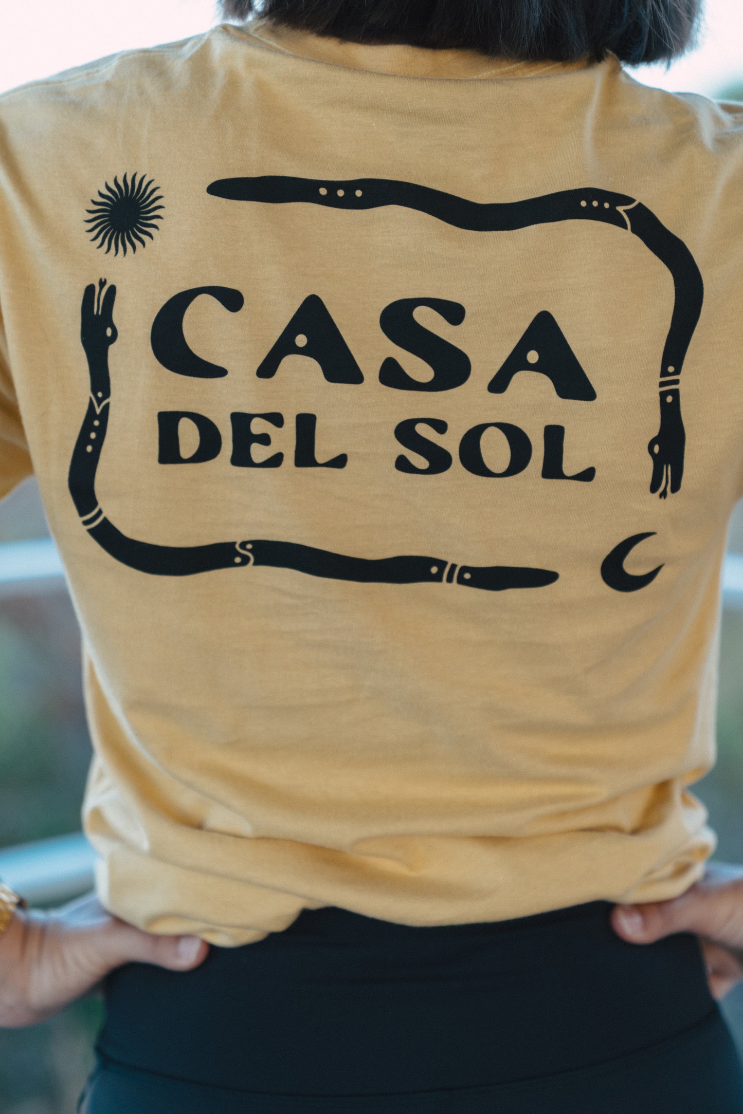 Camiseta Serpiente Sol y Luna